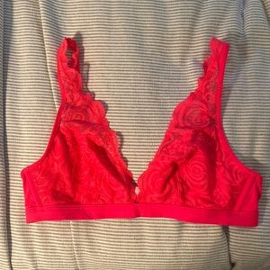 Brand PINK, bralette, super comfy, size small.